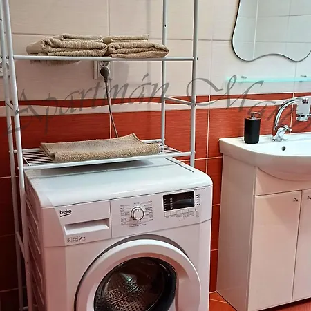 Marty 아파트 Nové Zámky