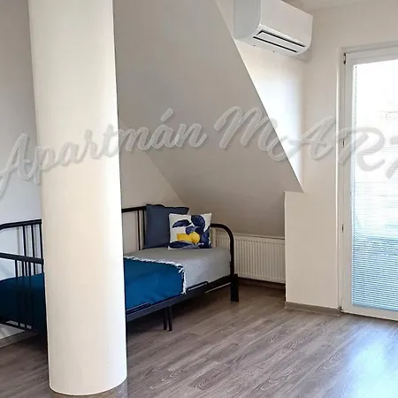 Marty * Nové Zámky